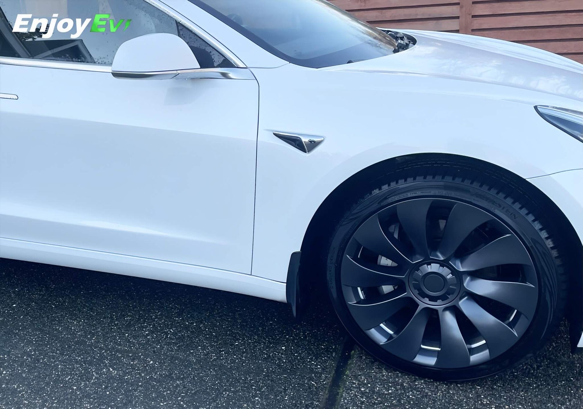 Uberturbine Hubcaps for Tesla Model 3 19'' Sport Wheels - EnjoyEV