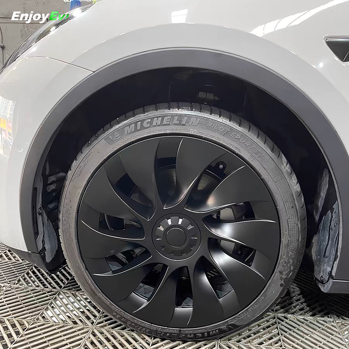 affordable wheel cover replacements for Tesla Model Y 20'' Wheel - EnjoyEV